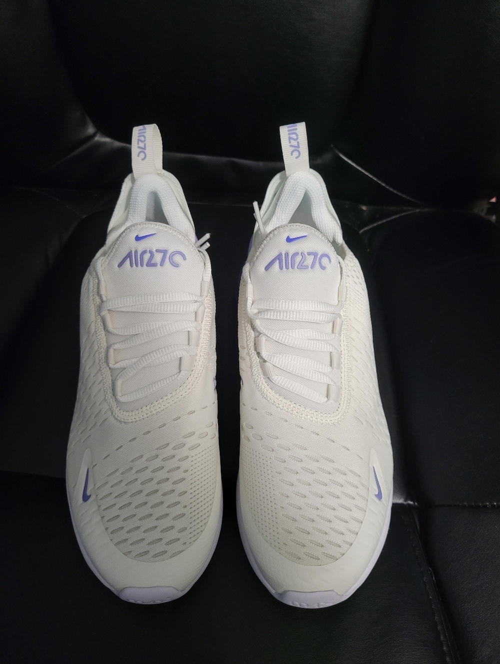 Nike Big Kids Air270 Sneakers in White with Light Purple Accents 6.5 Youth